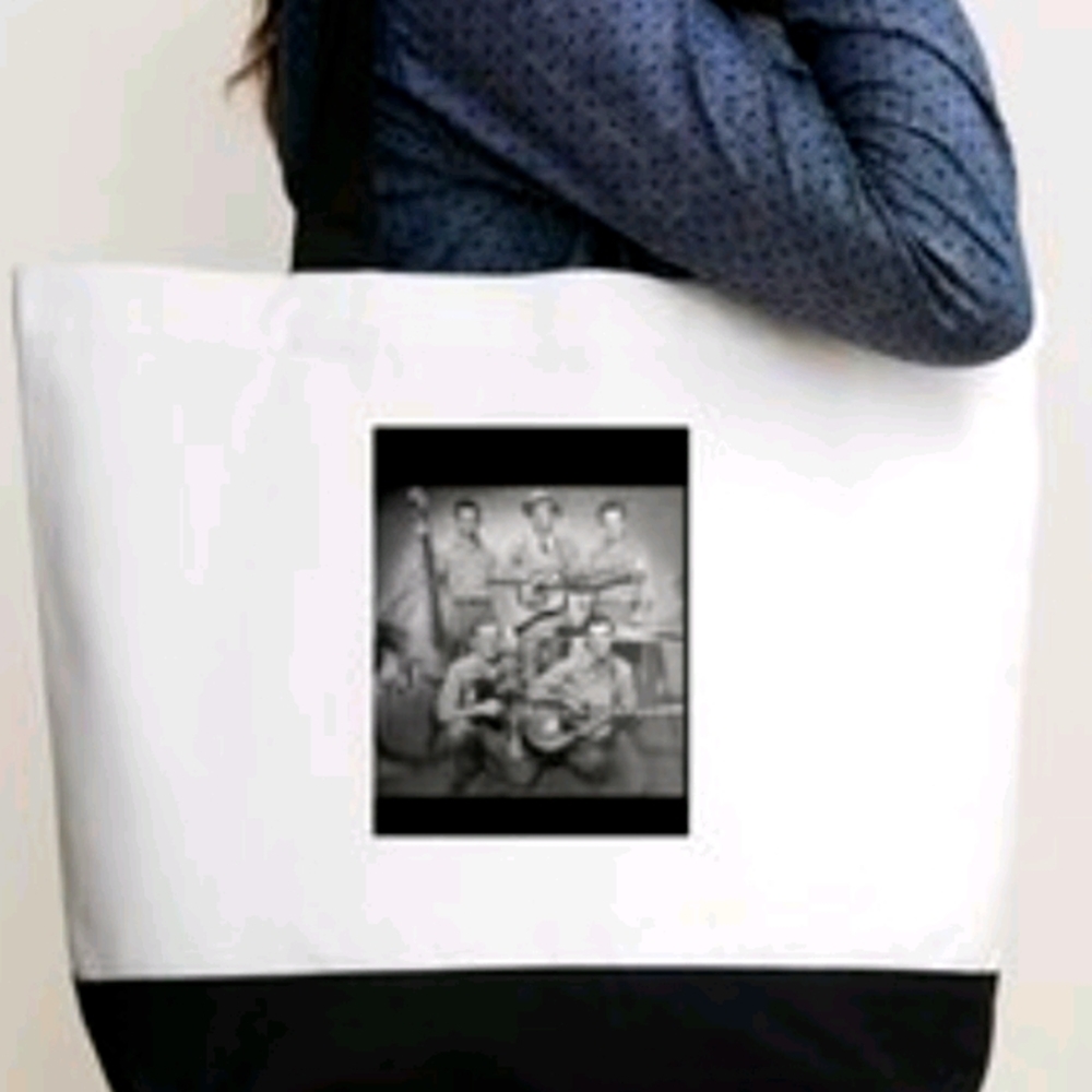 11 oz coffee mugs and a nostalgic tote bag